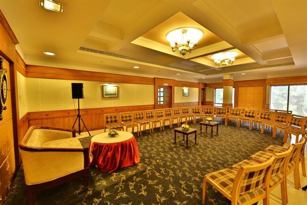 Hotel Fort Queen Kochi Екстер'єр фото