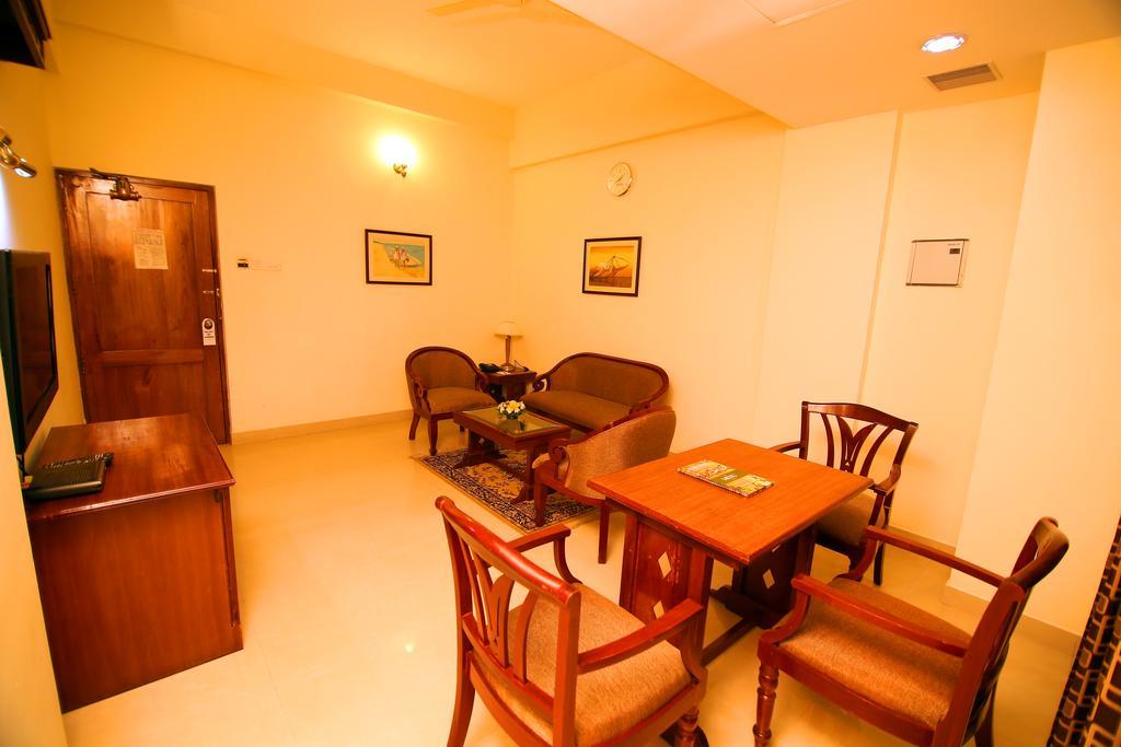 Hotel Fort Queen Kochi Екстер'єр фото